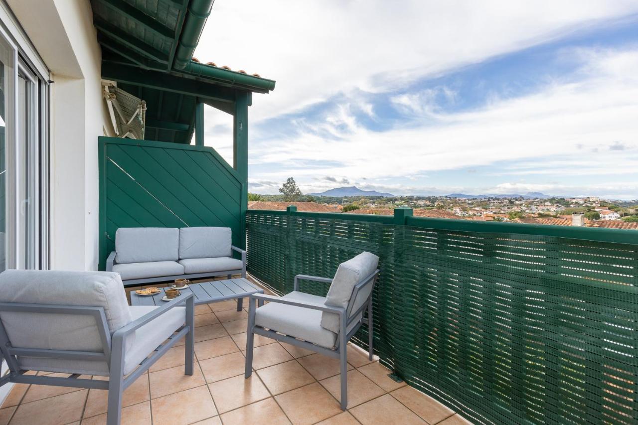 Larrun - Vue Sur La Montagne Proche De La Plage Bidart Extérieur photo